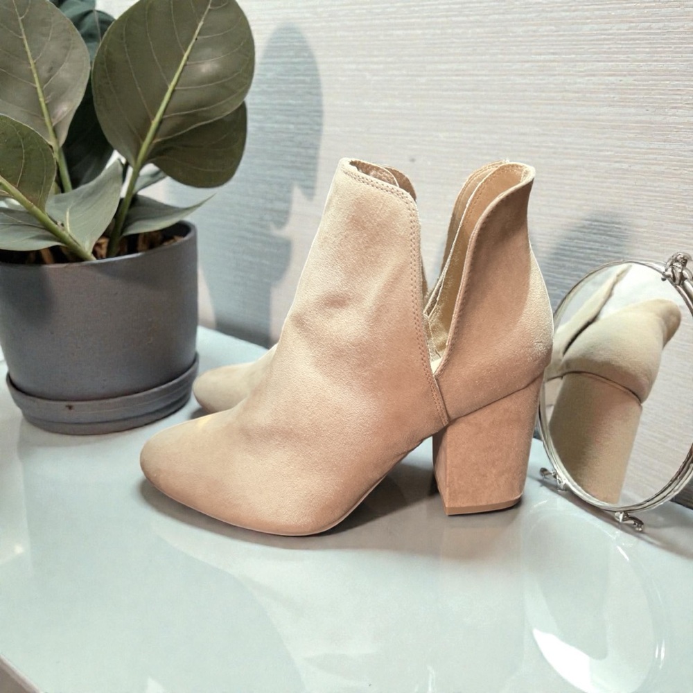 Stylish Tan Ankle Booties for Women